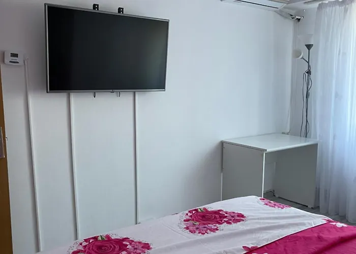 アパート Sunshine Faleza Nord コンスタンツァ